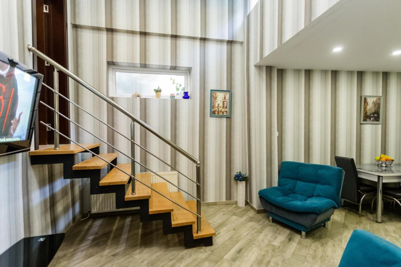 Rustaveli Two Bedroom Apartment With 5 Star Location Tbilisi Luaran gambar