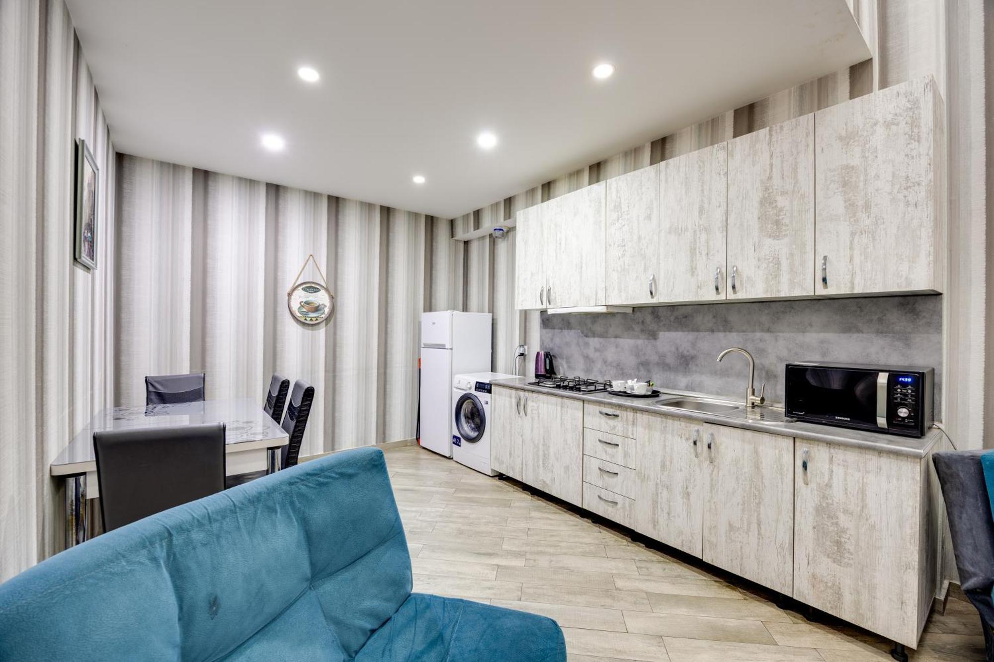 Rustaveli Two Bedroom Apartment With 5 Star Location Tbilisi Luaran gambar